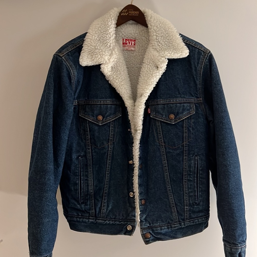 Vintage Levi’s Denim Sherpa Trucker Jacket 38R